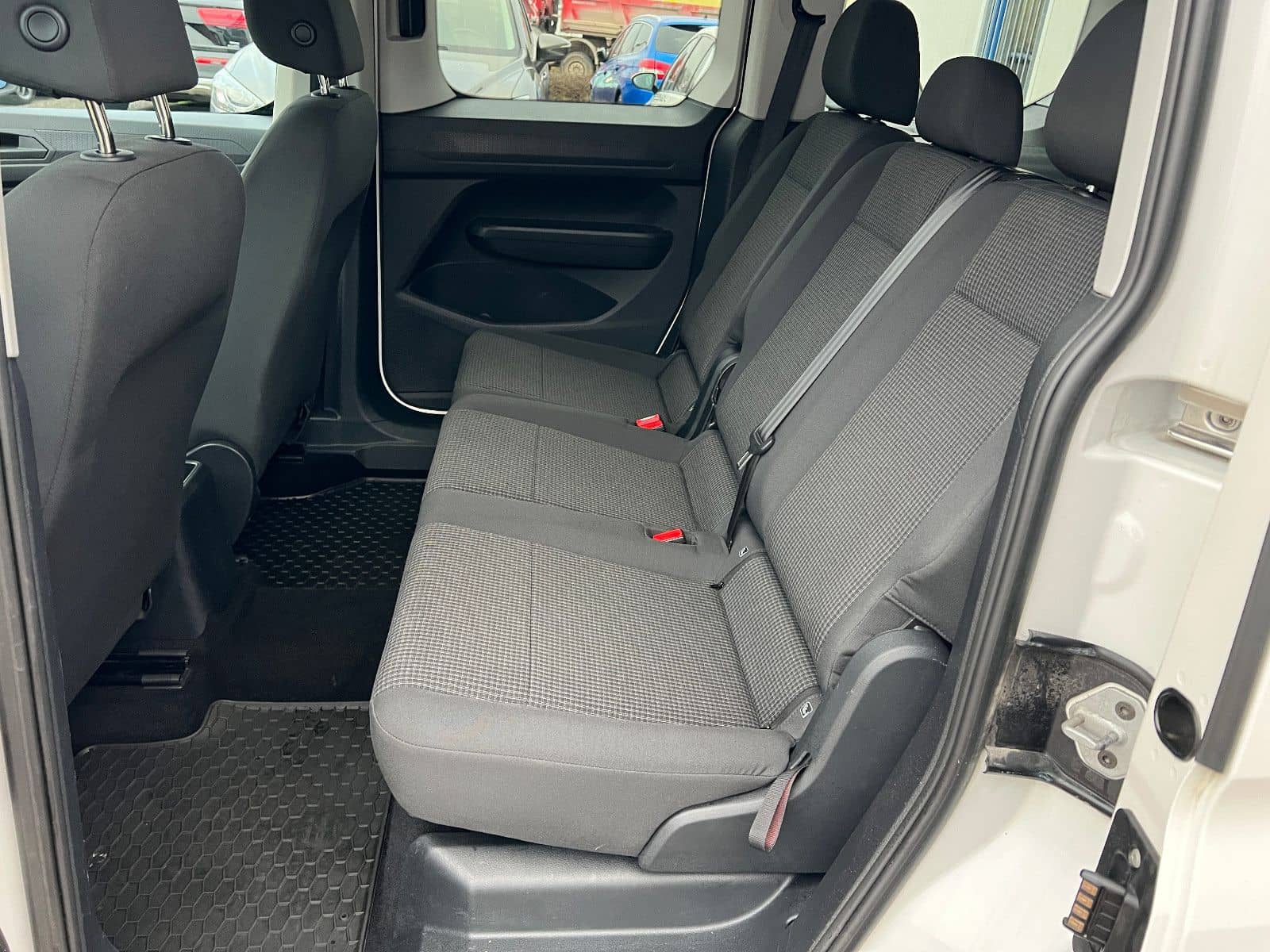 Volkswagen Caddy Basis foto 10