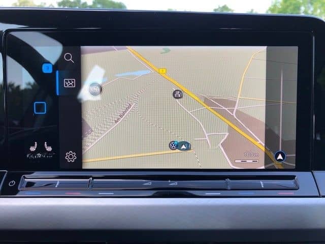 Volkswagen Golf VIII Lim. 1.5TSI Life NAVI+ACC+STNDHZG+++ foto 17