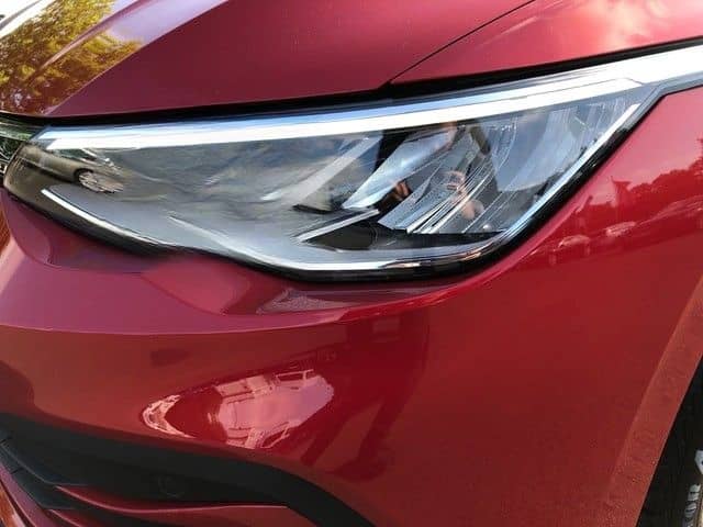 Volkswagen Golf VIII Lim. 1.5TSI Life NAVI+ACC+STNDHZG+++ foto 7