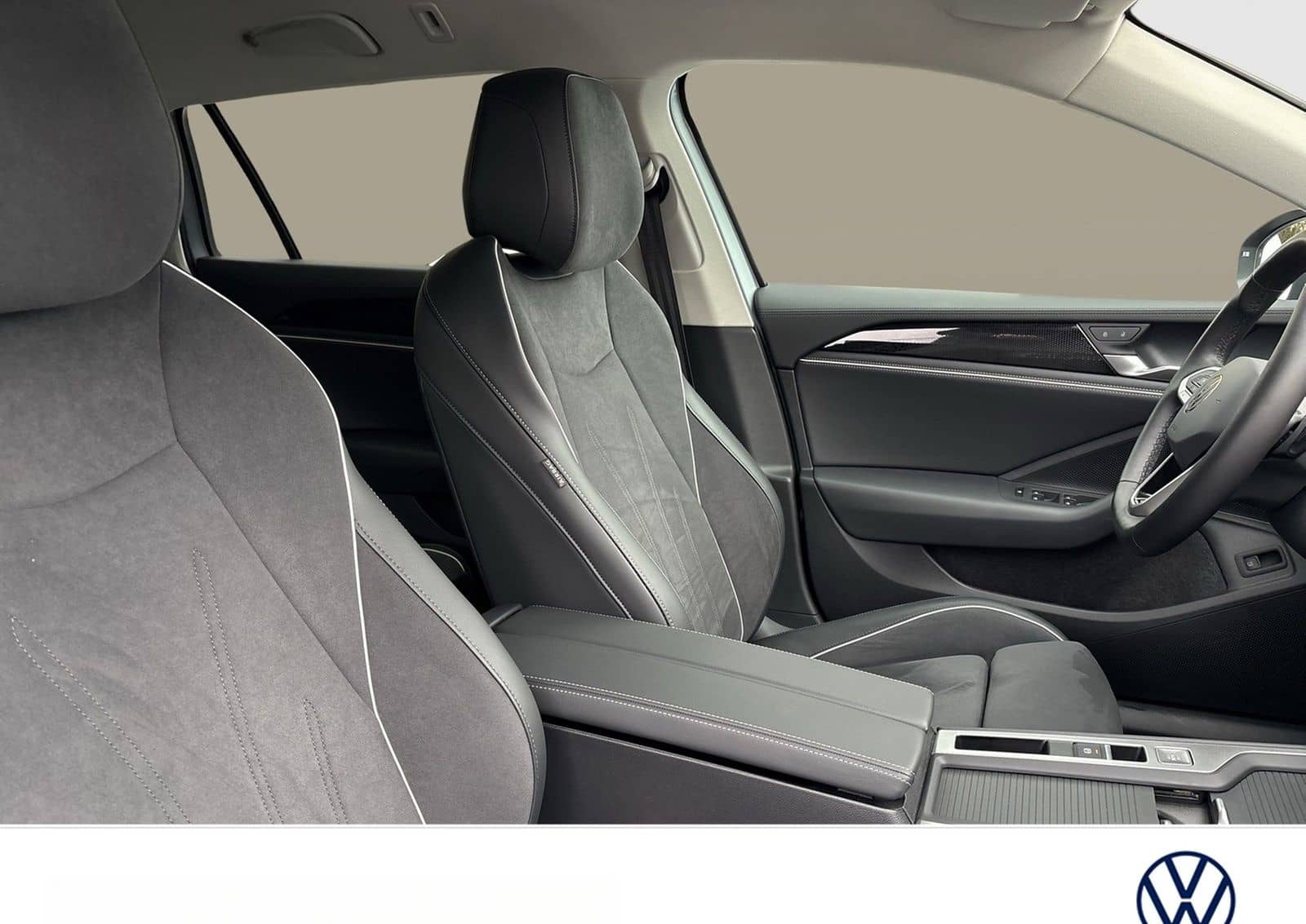 Volkswagen Passat Variant 1.5 HYBRID BUSINESS AHK CAM ACC foto 10