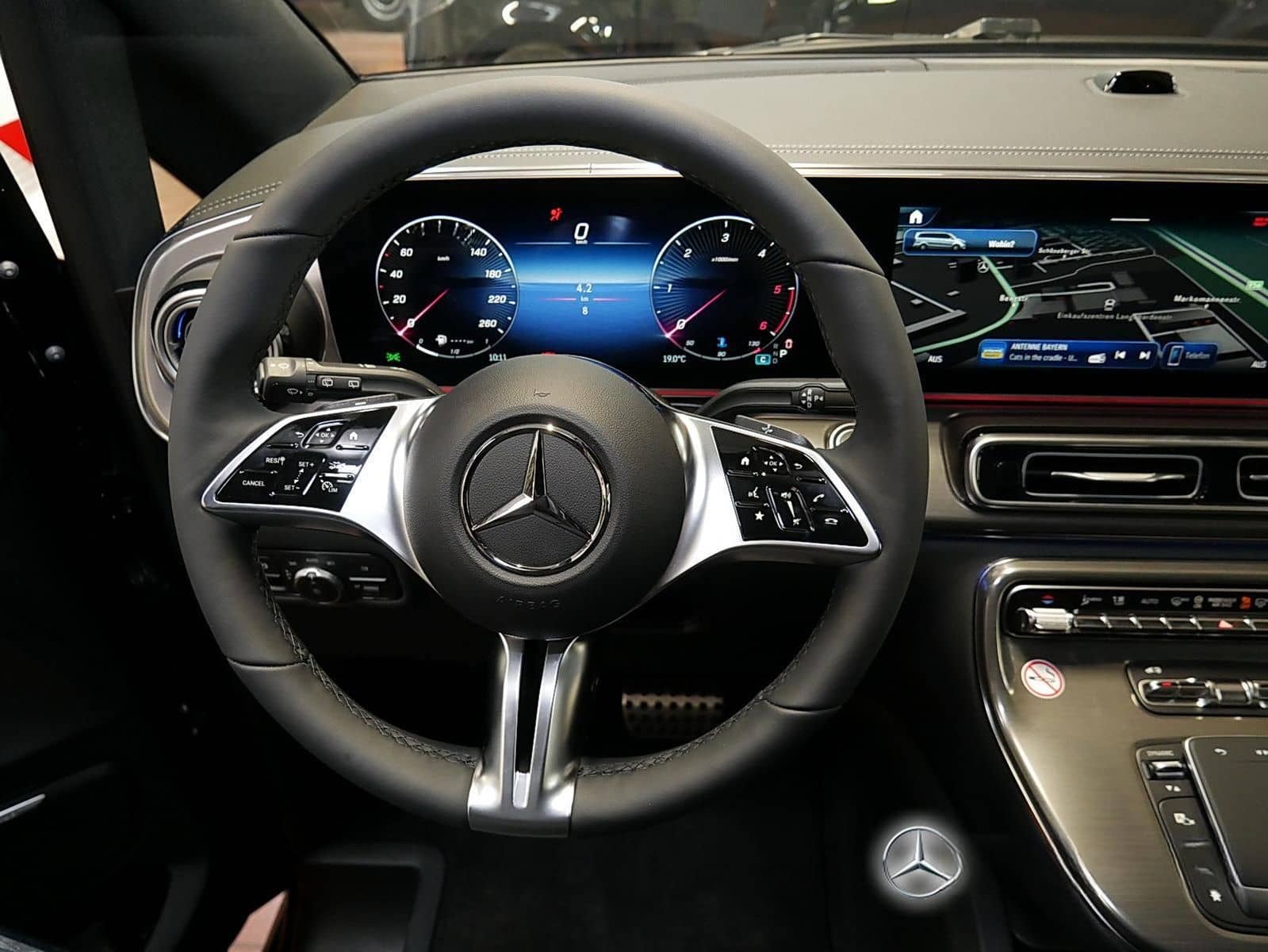 Mercedes-Benz V 300 d Exclusive extralang AMG AIRMATIC AHK foto 16