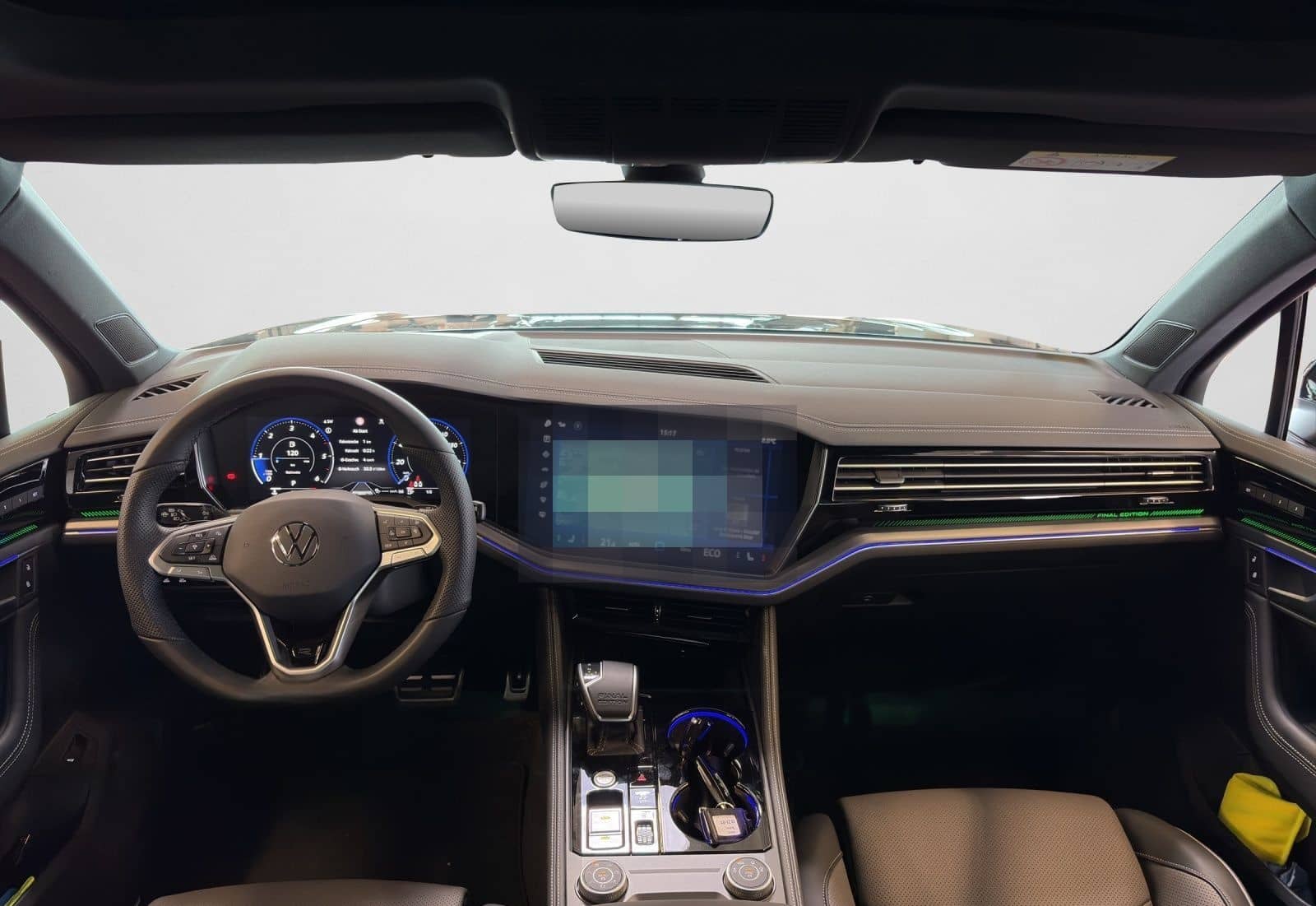 Volkswagen Touareg R-Line 3,0 FINAL EDITION V6 TDI SCR 4MOT foto 3