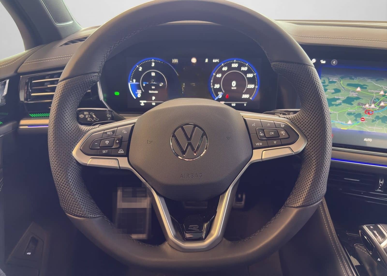 Volkswagen Touareg R-Line 3,0 FINAL EDITION V6 TDI SCR 4MOT foto 9