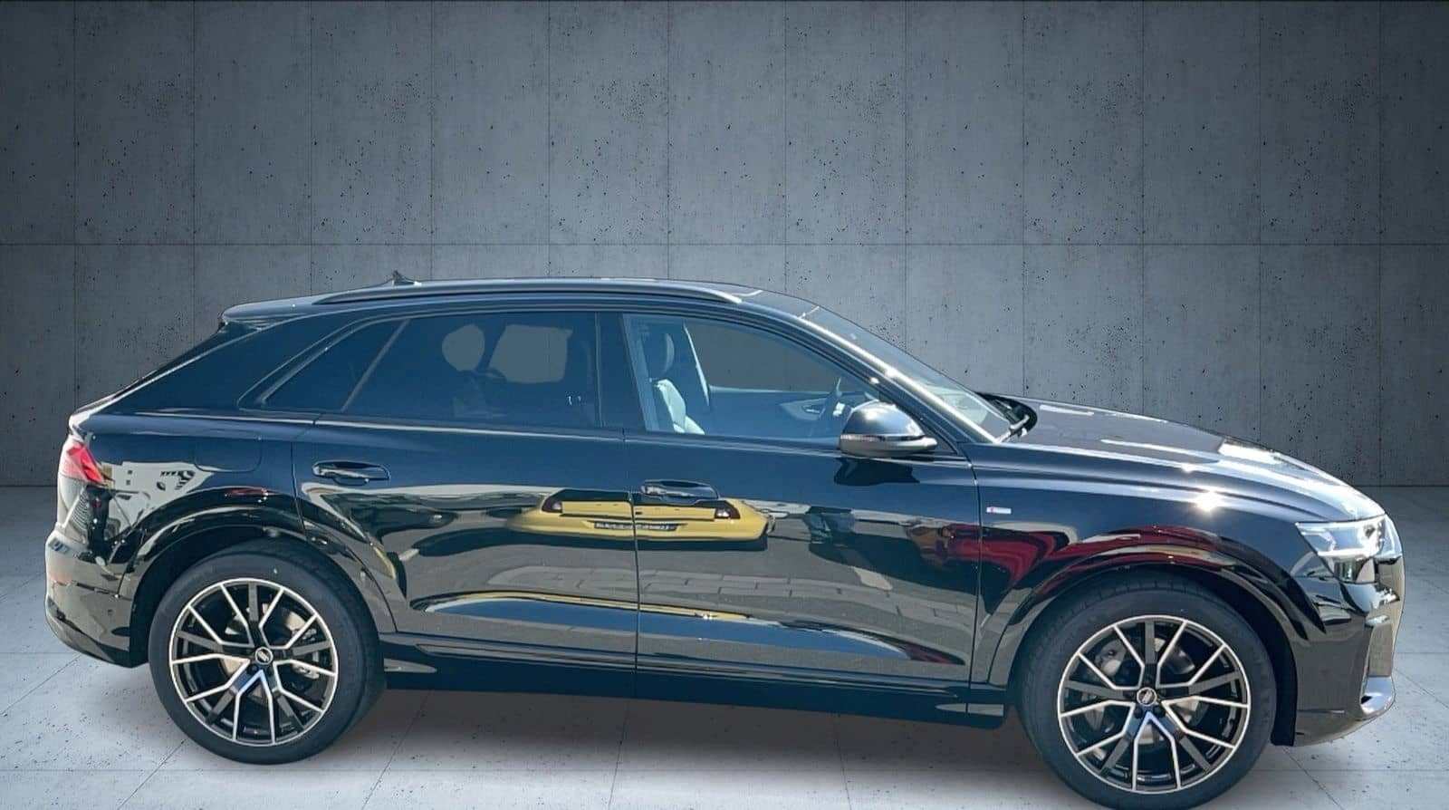 Audi Q8 SUV 50 TDI qu. tiptr. Laser Luft Stdhzg PANO foto 7