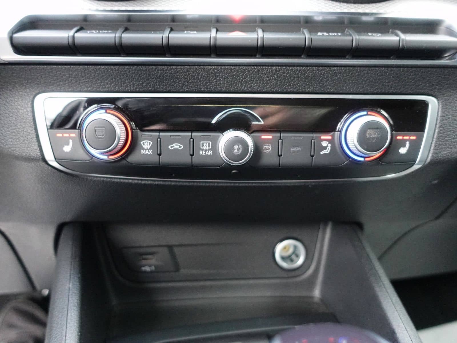 Audi Q2 35 TFSI Advanced S-Tronic/ACC/LED/Navi/RFK foto 15