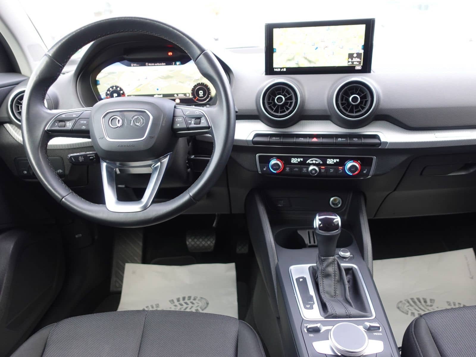 Audi Q2 35 TFSI Advanced S-Tronic/ACC/LED/Navi/RFK foto 10