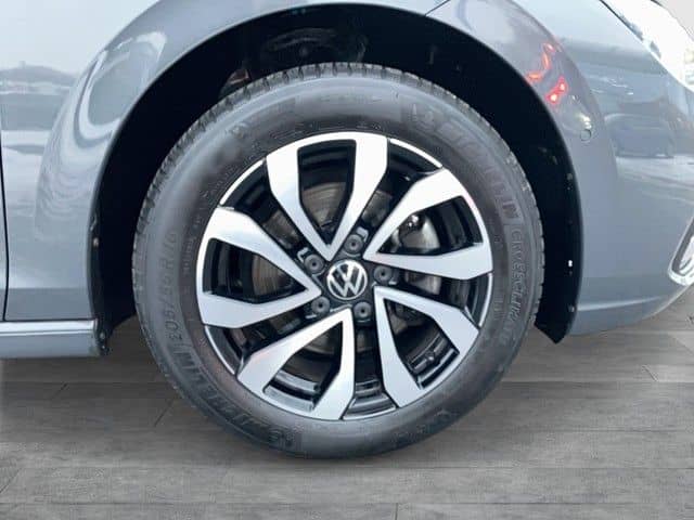 Volkswagen Golf VIII 1.5 TSI Active ACC CAM LED NAVI STHZG foto 6