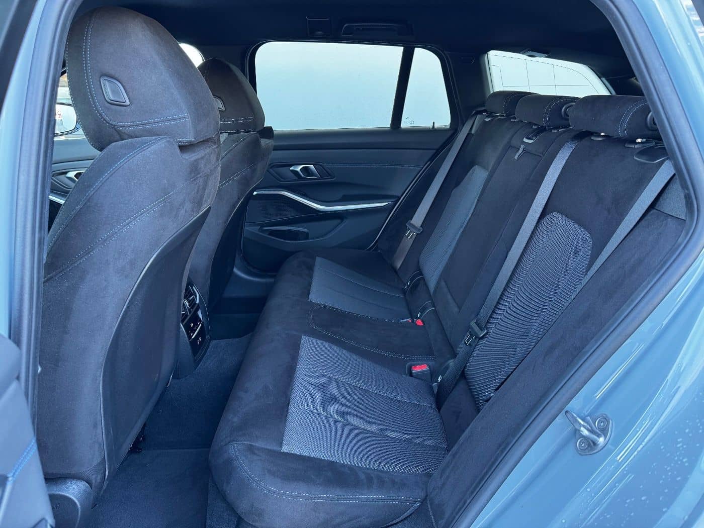 BMW 318i Touring M-Sportpaket GARANTIE-01/2030 foto 23