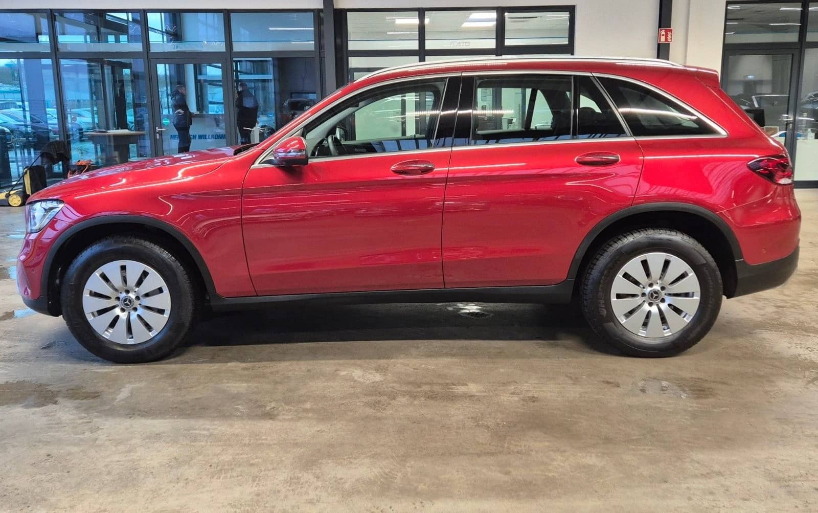 Mercedes-Benz GLC 300 d 4M DISTRONIC MBUX 360CAM SPURPAKET AHK foto 8