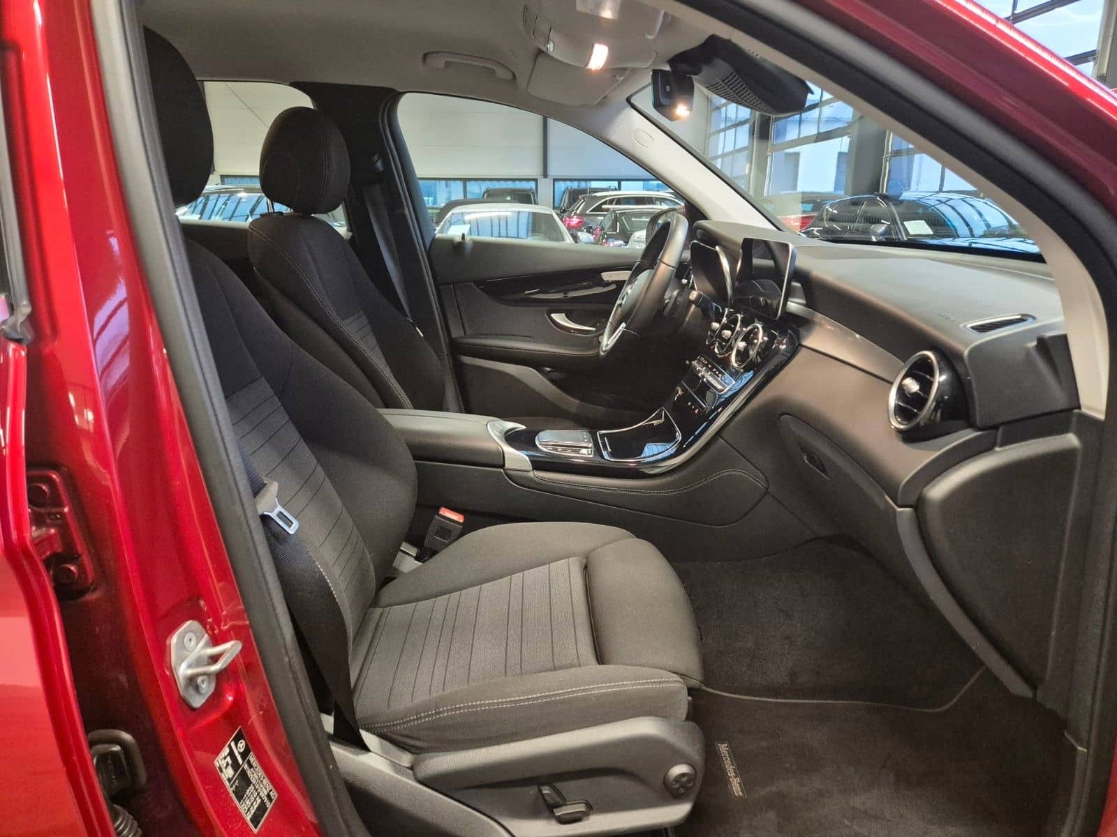 Mercedes-Benz GLC 300 d 4M DISTRONIC MBUX 360CAM SPURPAKET AHK foto 10