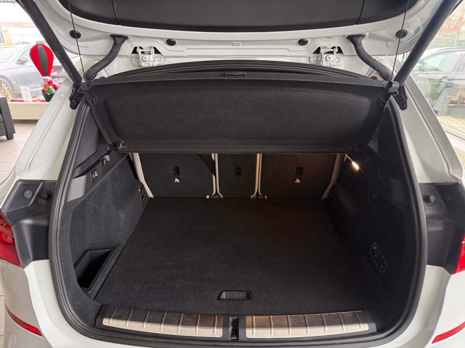 BMW X1 xDrive 20 d M Sport Paket VOLL! AHK H&K foto 19