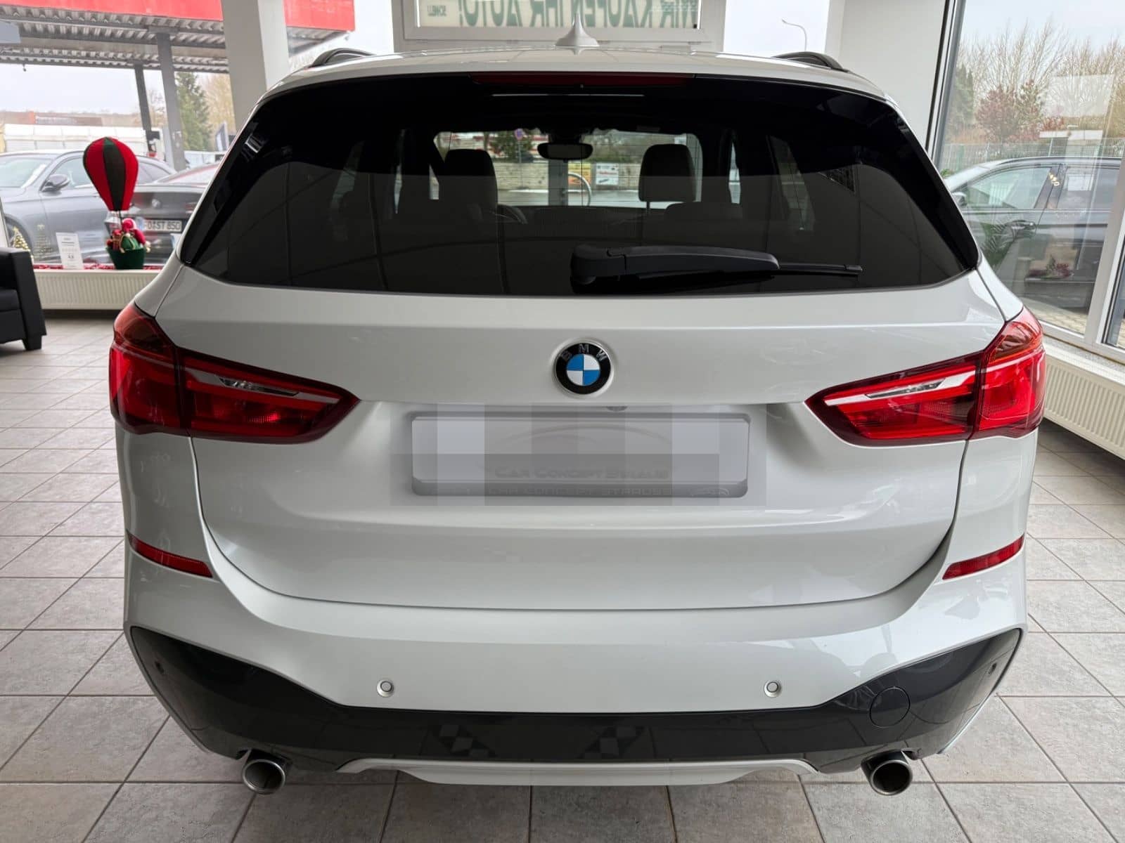 BMW X1 xDrive 20 d M Sport Paket VOLL! AHK H&K foto 6