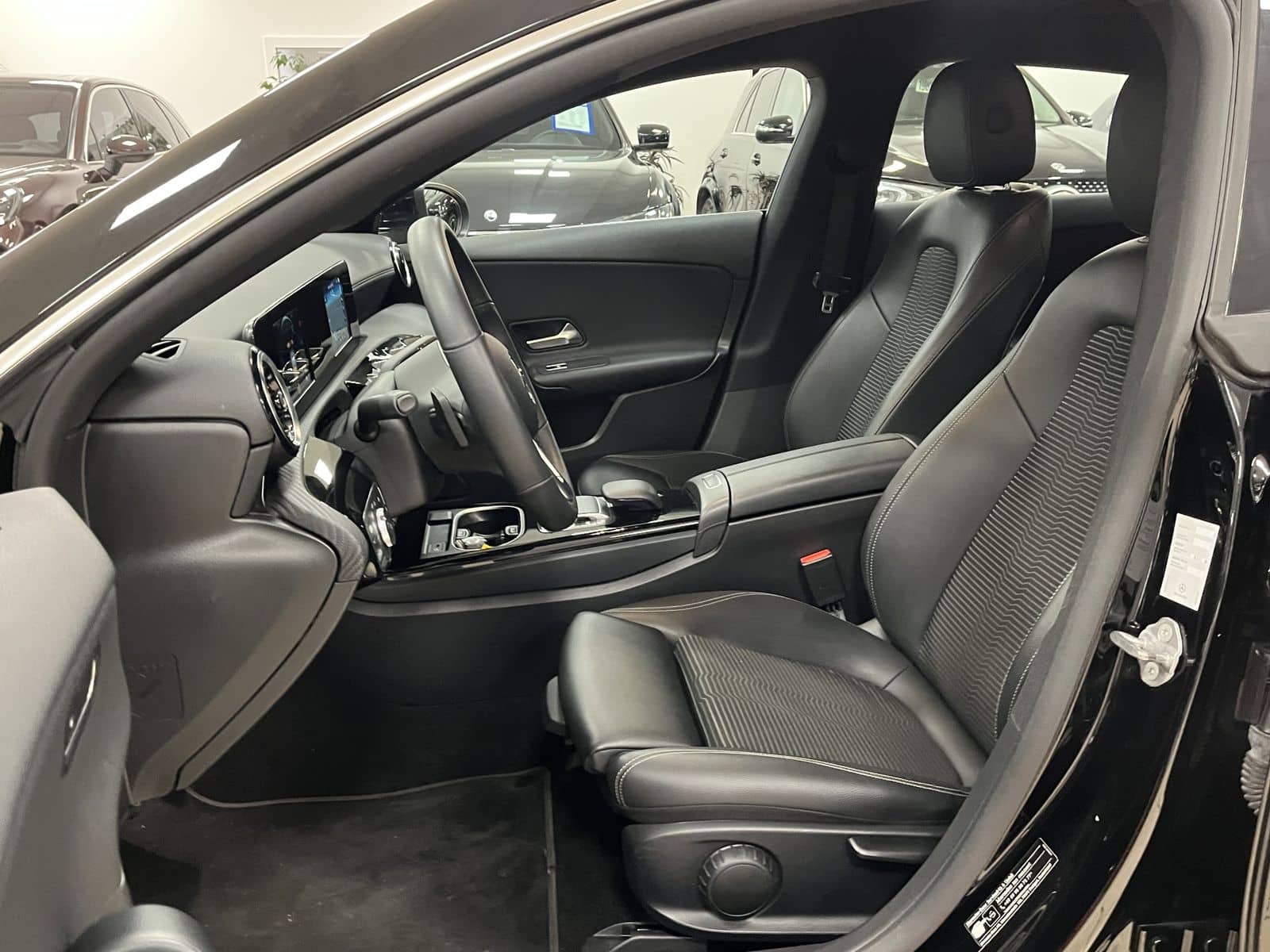 Mercedes-Benz CLA 250 Shooting Brake AHK*Navi*CarPlay*SHZ*PDC* foto 12