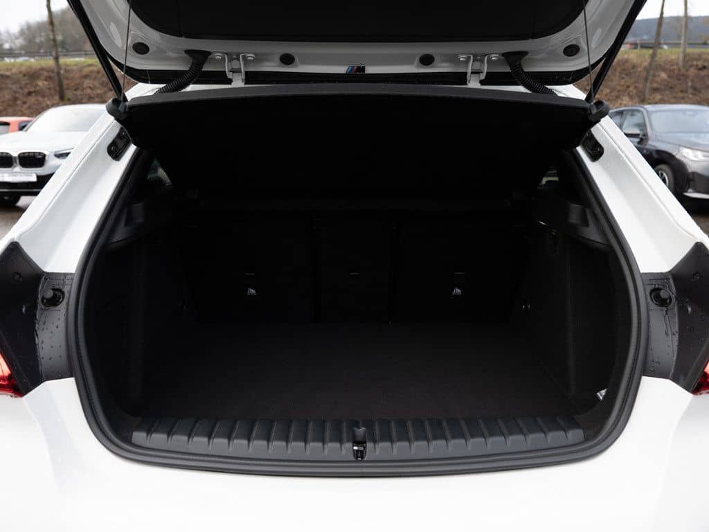 BMW 118d M-Sport HUD LED W-LAN NAVI H/K SHZ PDC foto 11