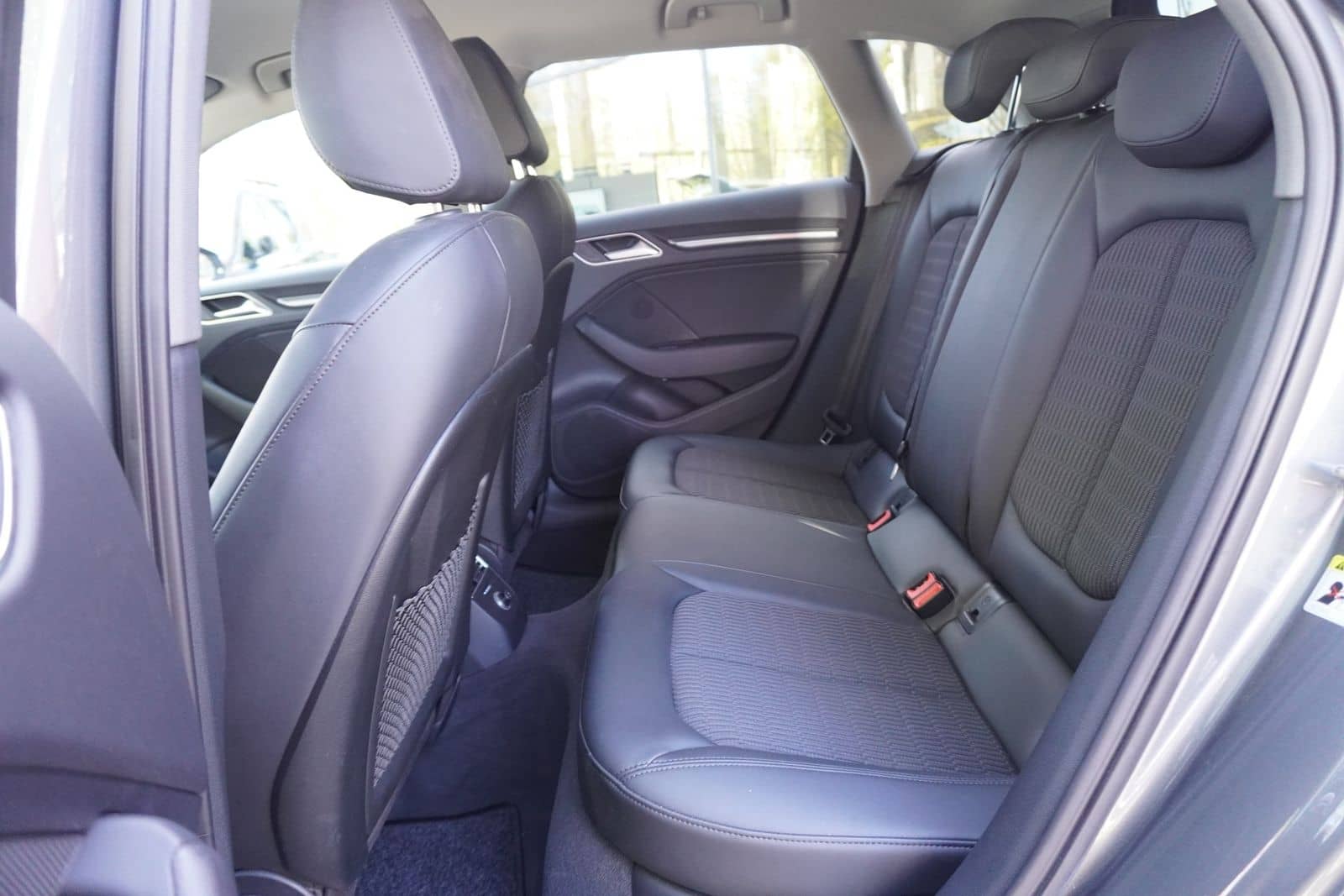 Audi A3 Sportback 30 1.0 TFSI design Xenon Navi PDC foto 12