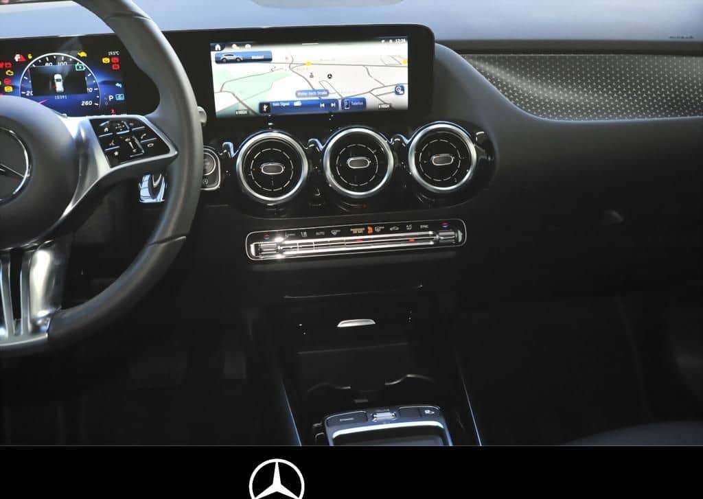 Mercedes-Benz GLA 200 PROGRESSIVE AHK LED DISTRO KAMERA foto 8