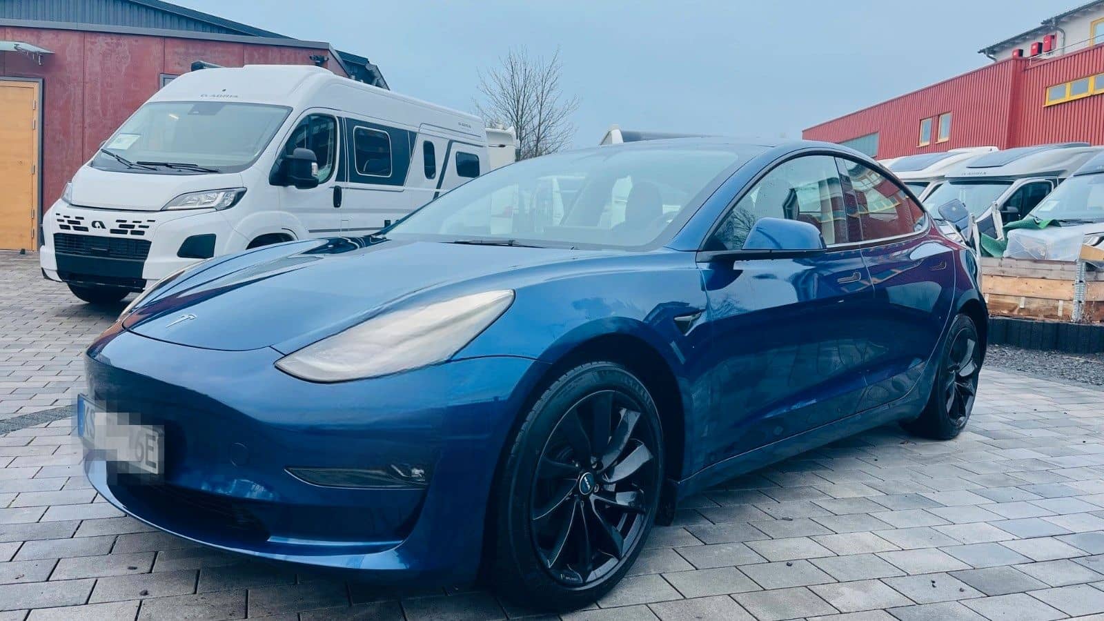 Tesla Model 3 Allradantrieb mit Dualmotor Premium foto 2