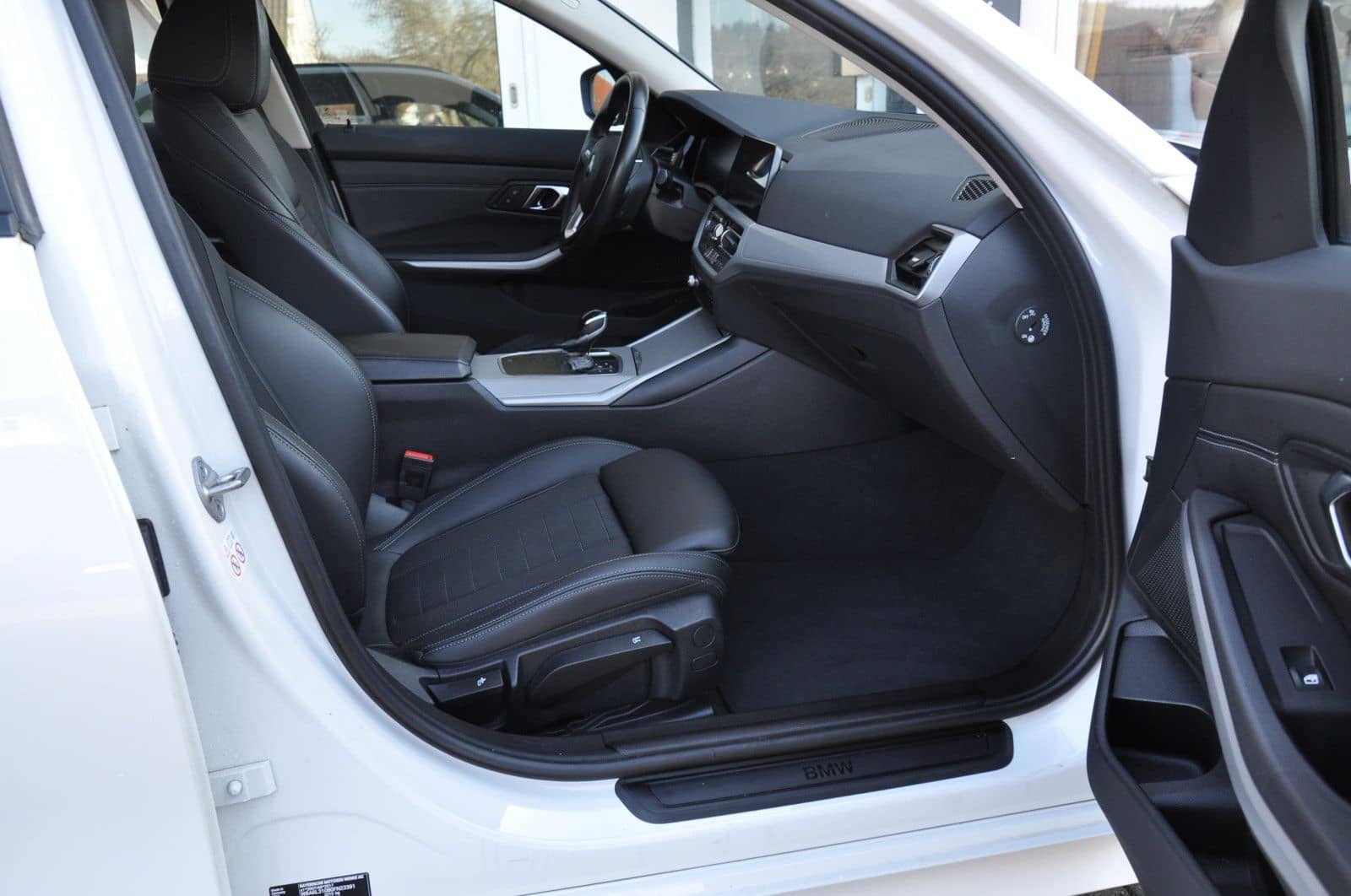 BMW 318 Baureihe 3 Touring 318 d Advantage foto 14