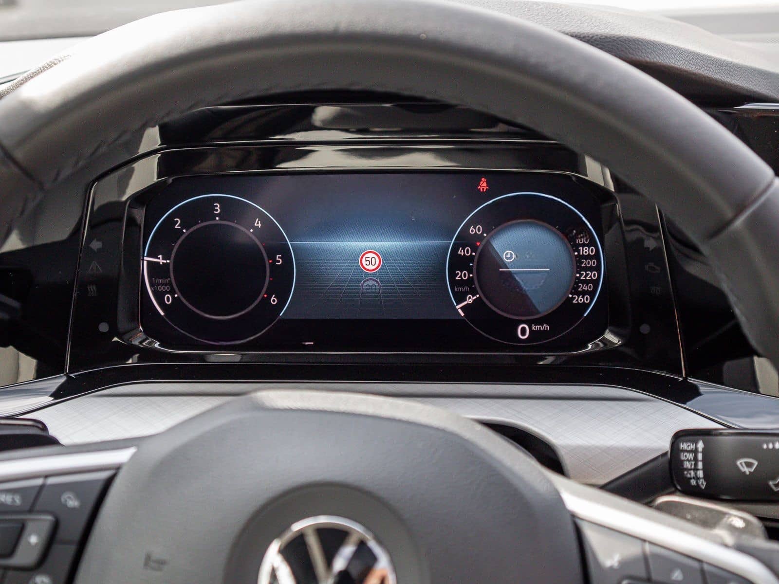 Volkswagen Golf VIII Variant Life 2.0 TDI IQ.Light Navi Par foto 16