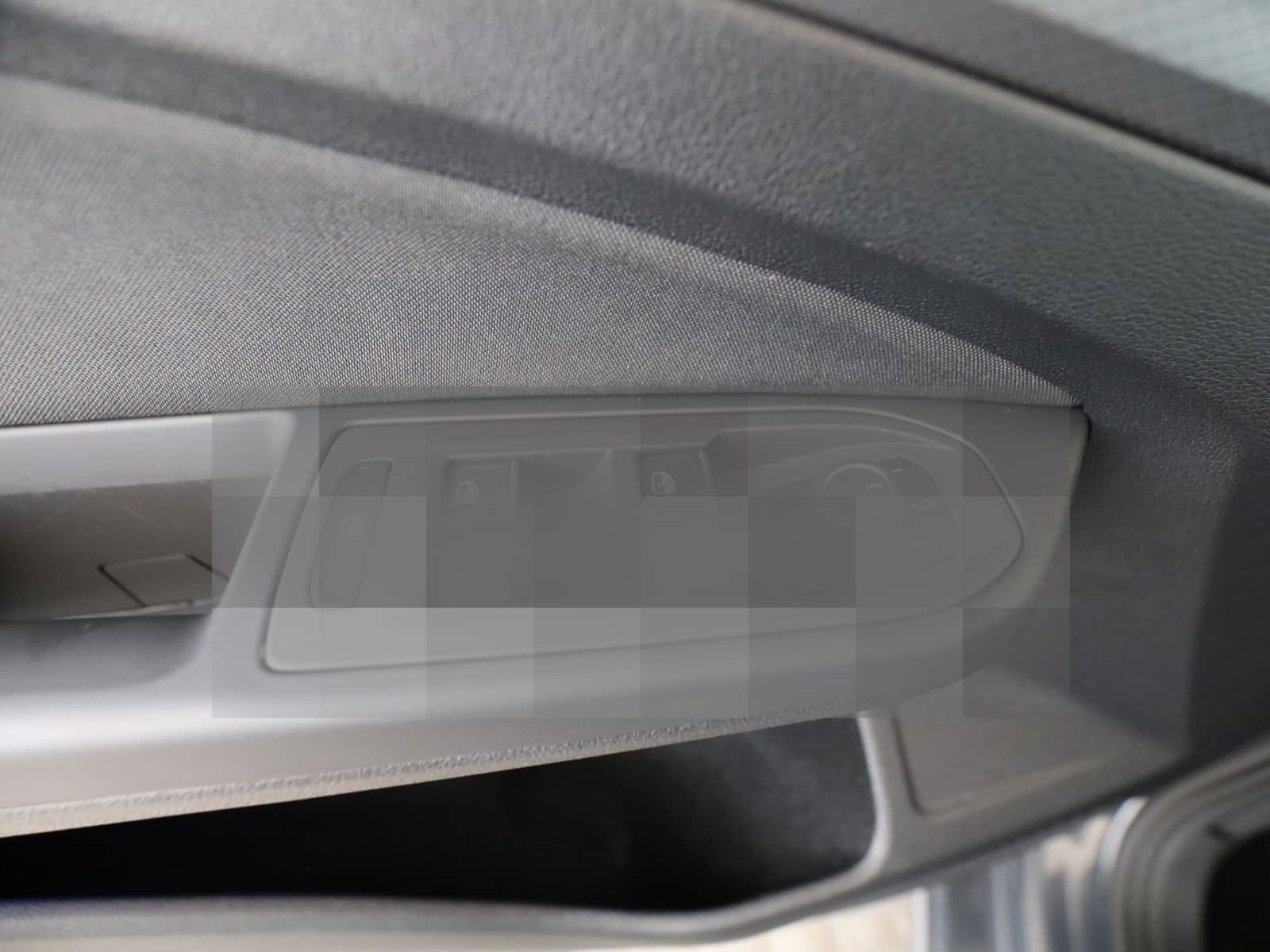 Volkswagen Golf VIII 1.5 TSI Active LED+RFK+Navi+StandH foto 18