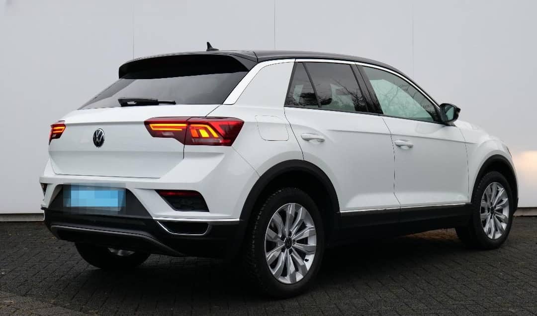 Volkswagen T-ROC Sport 1.5 TSI 150PS 6-GANG APP+PDC+SITZHEI foto 6