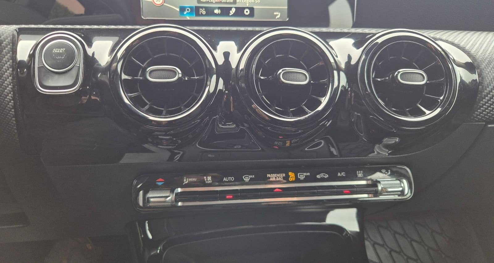 Mercedes-Benz A 250 e DCT/NAVI/ACC/CarPlay/Android/DAB/SHZ/ALU foto 15