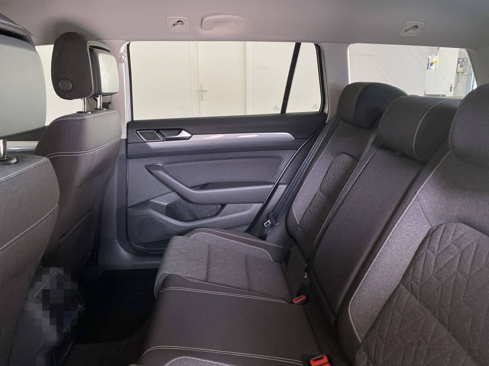 Volkswagen Passat Variant 2.0 TDI Business *ACC*DSG*Navi foto 8