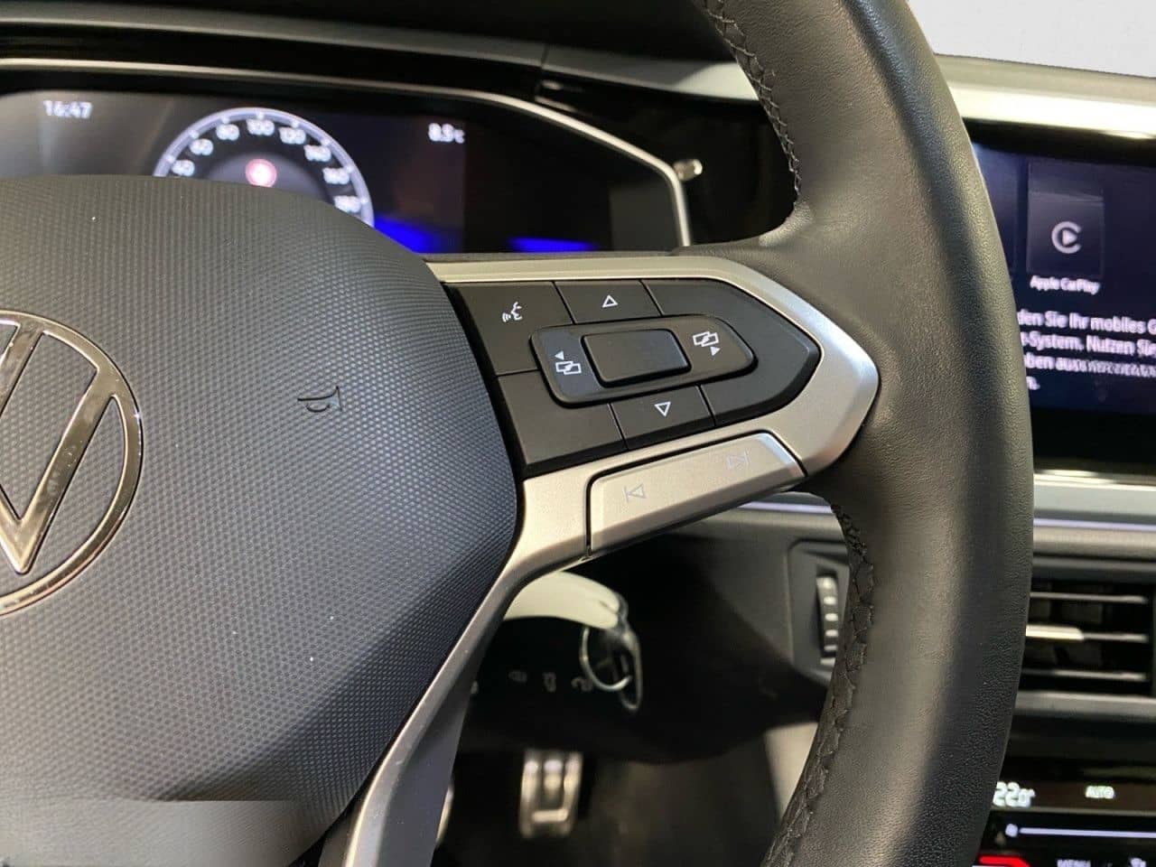 Volkswagen Polo 1.0 Goal KLIMA APP CONNECT PDC LM FELGEN foto 13