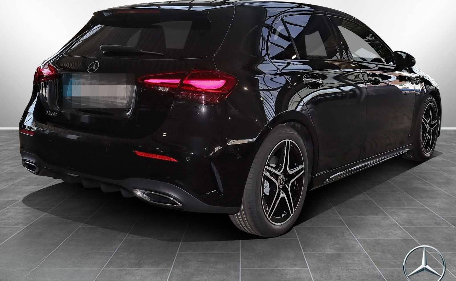 Mercedes-Benz A 180 AMG RüKam+LED+Pano+Night+Totwink+Distronic foto 2