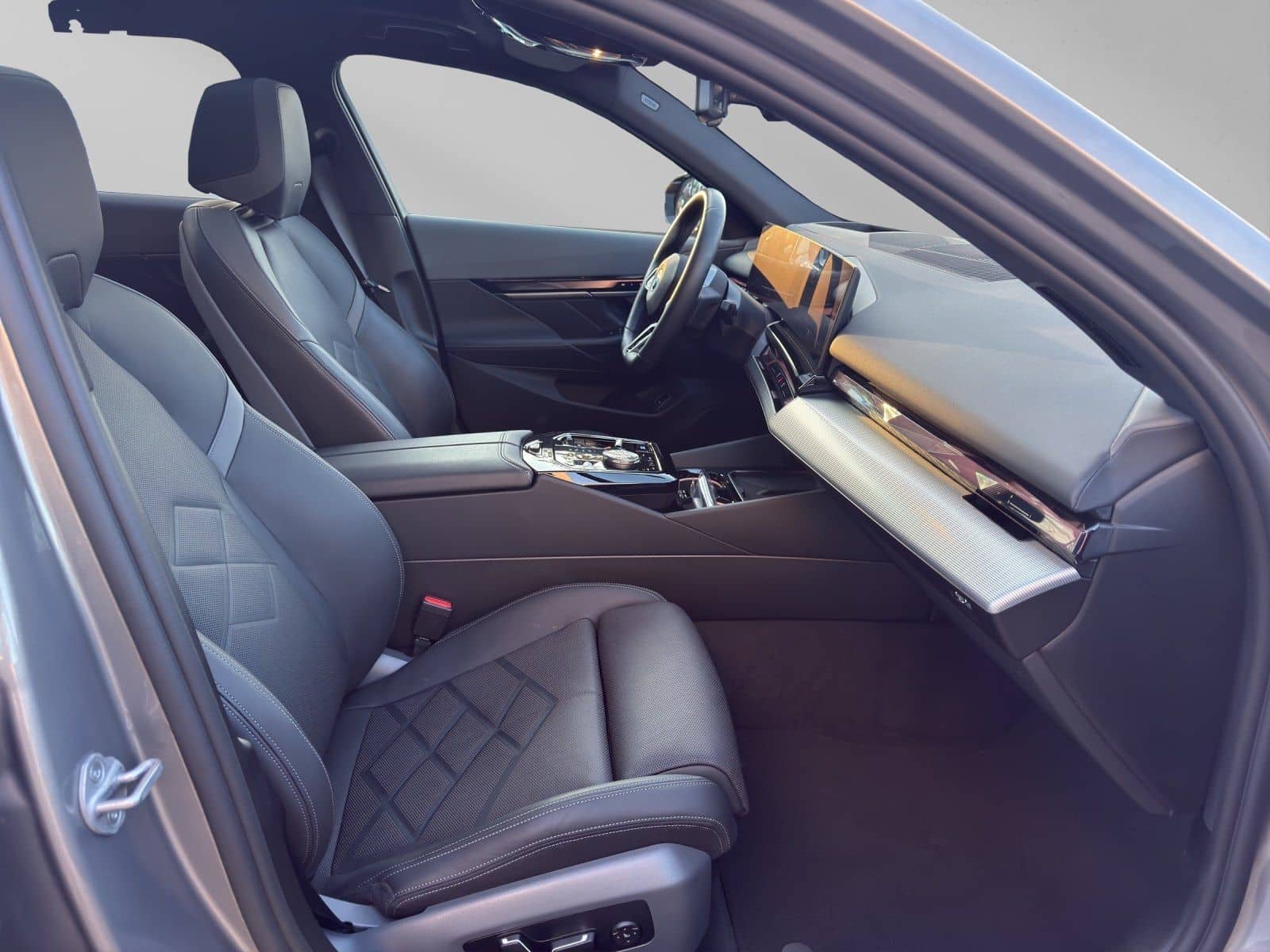 BMW i5 xDrive40 Touring M Sport FWPro ab739€mtl.oAZ foto 16