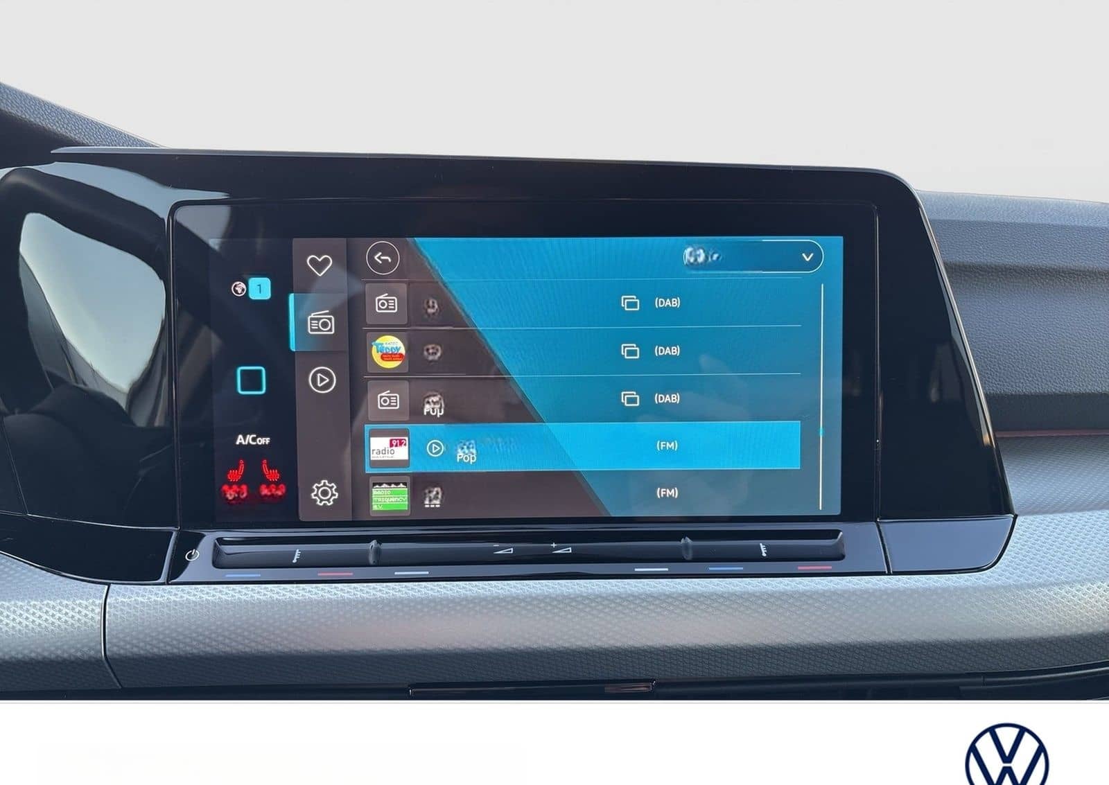 Volkswagen Golf VIII 1.0 eTSI MOVE STANDHZ. AHK CAM NAVI foto 11