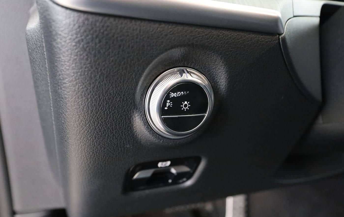 Mercedes-Benz C 200 d AMG+DISTR+HUD+STANDHEIZUNG+360°+AMBIENTE foto 22