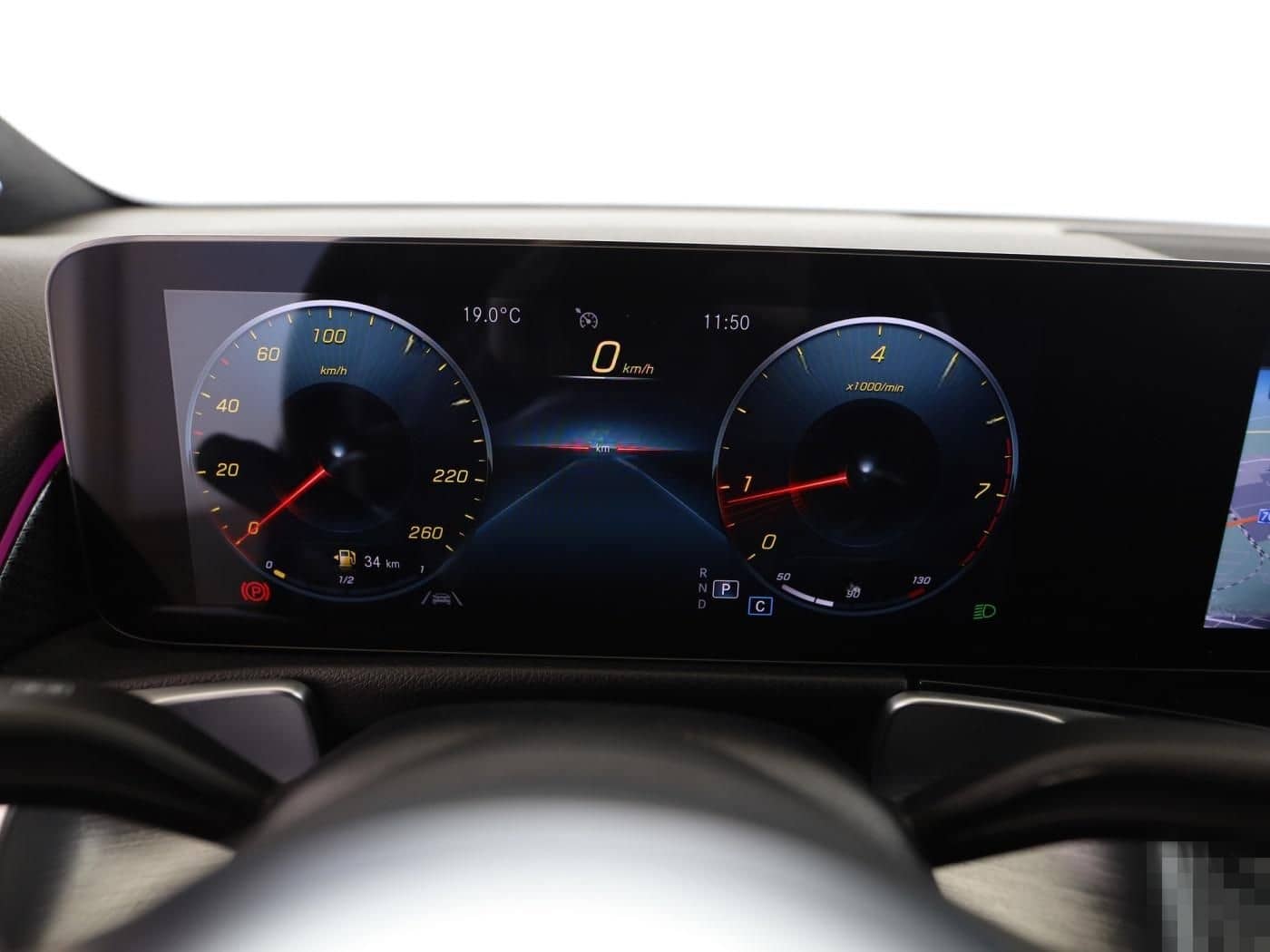 Mercedes-Benz GLB 200 AMG+LED+SPUR+SPIEGEL+AMBIENTE+KAMERA+SHZ foto 11