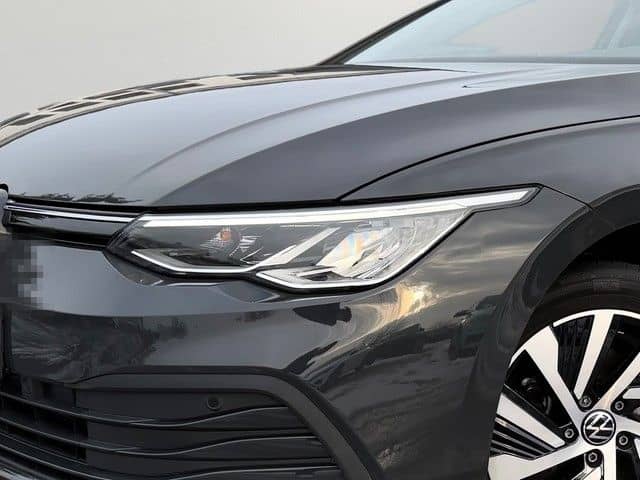 Volkswagen Golf VIII Lim. Life LED+NAVI+ACC+SITZHZG+DIGIPRO foto 7