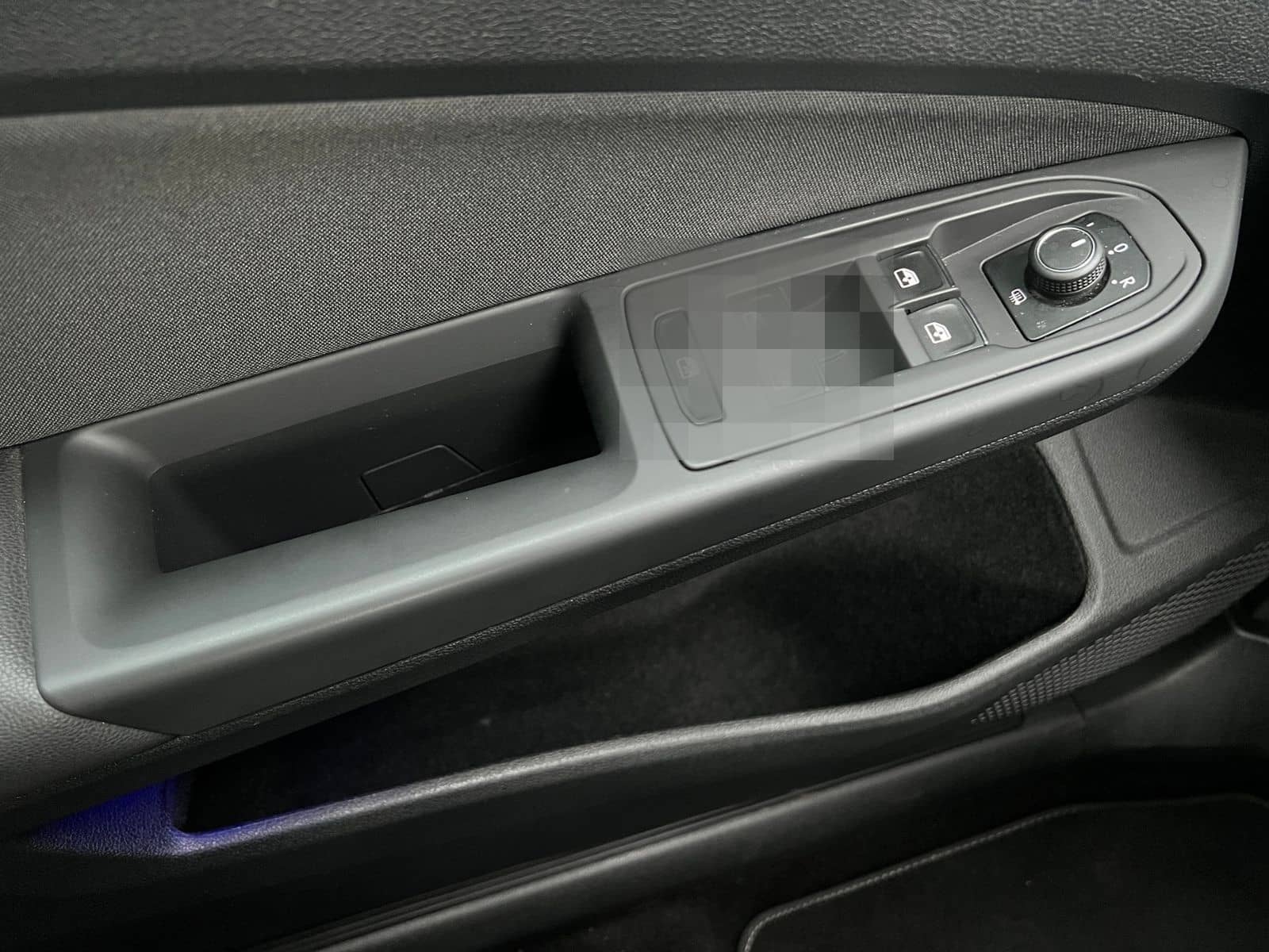 Volkswagen Golf VIII "ACTIVE" 2.0 TDI *Navi, Climatronic, S foto 21