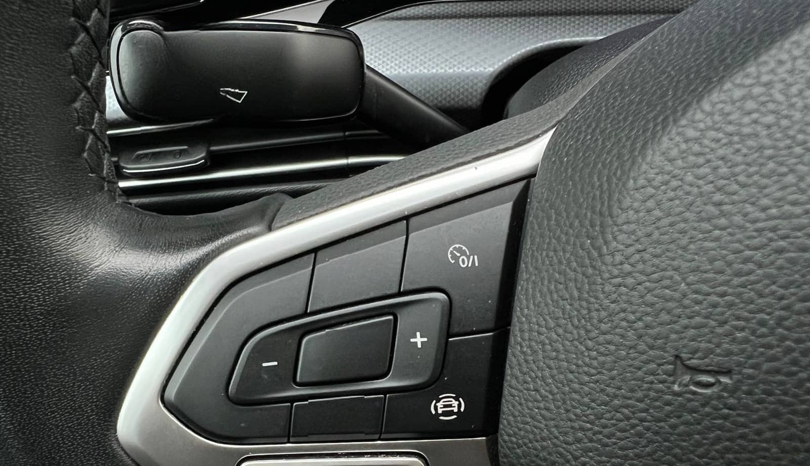 Volkswagen Golf VIII "ACTIVE" 2.0 TDI *Navi, Climatronic, S foto 22