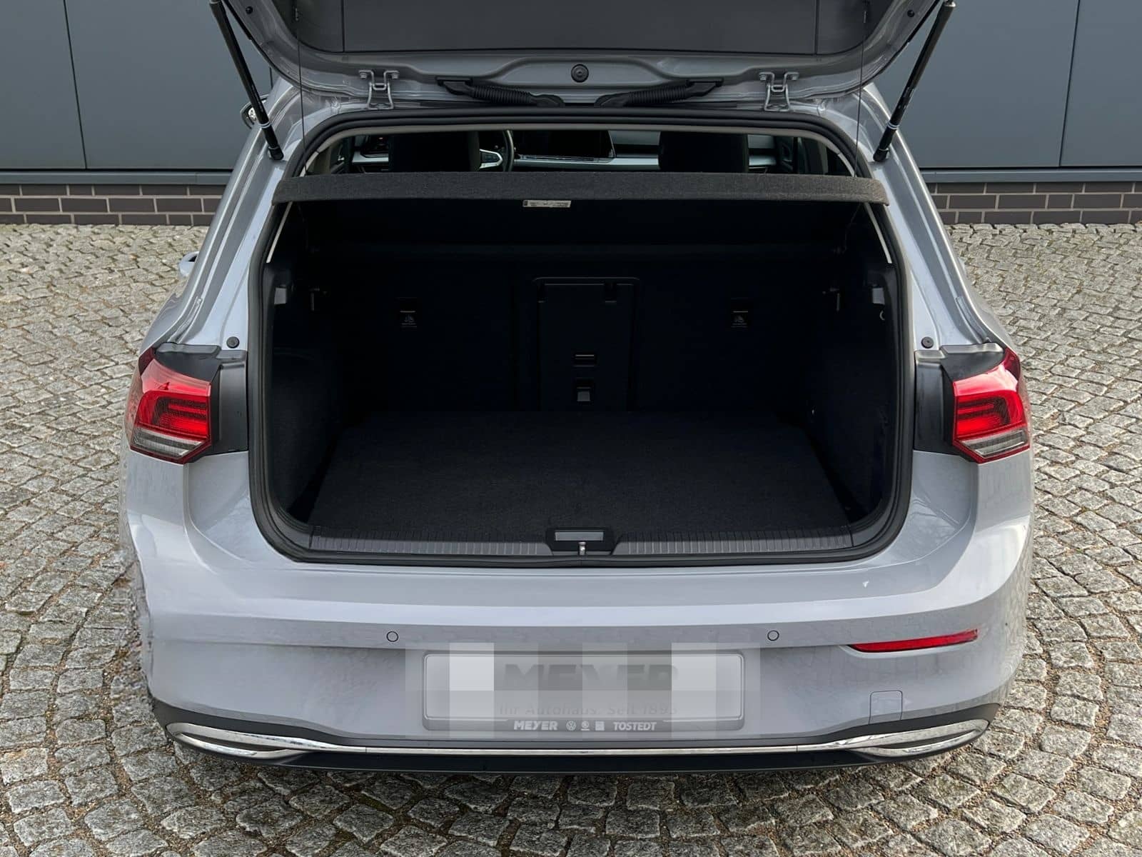 Volkswagen Golf VIII "ACTIVE" 2.0 TDI *Navi, Climatronic, S foto 7