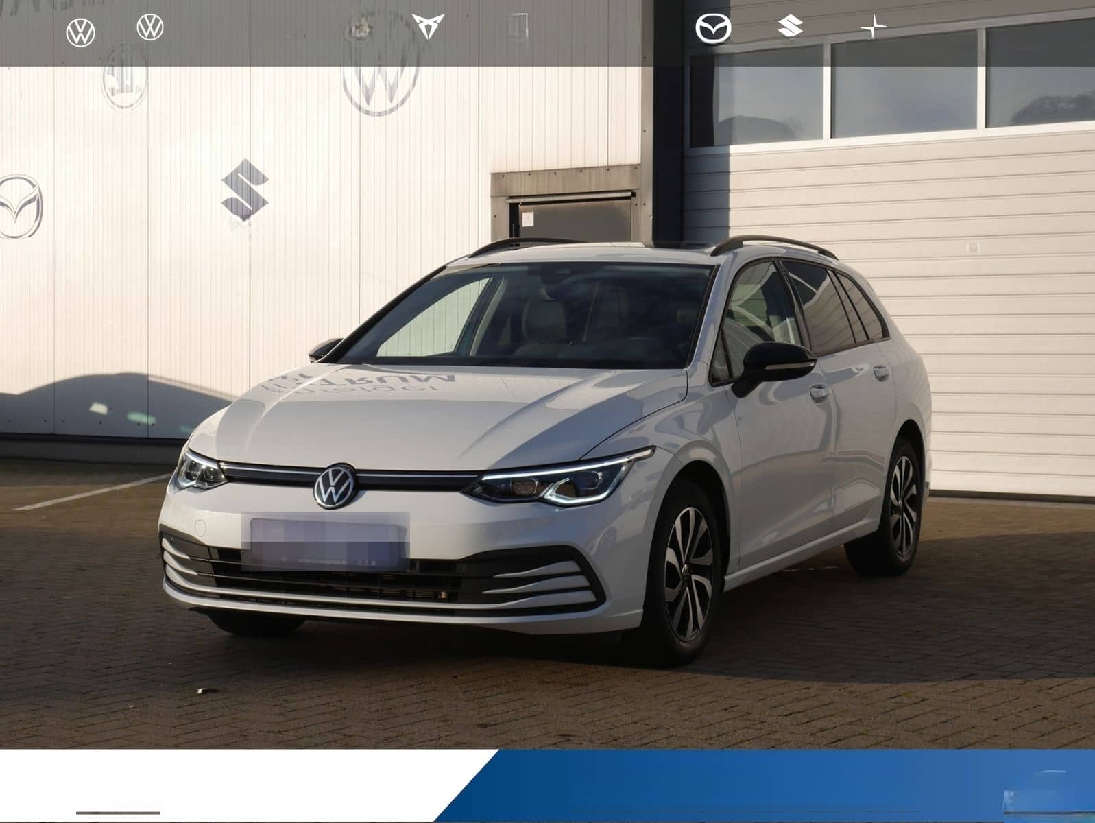 Volkswagen Golf VIII Variant 1.0 eTSI Life DSG ACC NAVI SIT foto 1