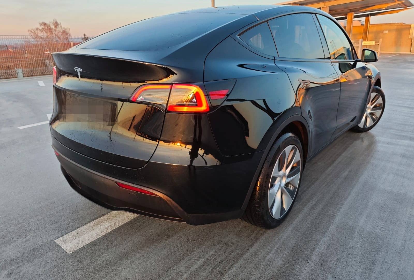 Tesla Model Y SR RWD Pano/ACC/Kamera/LED/19"/NETTO27`3 foto 7