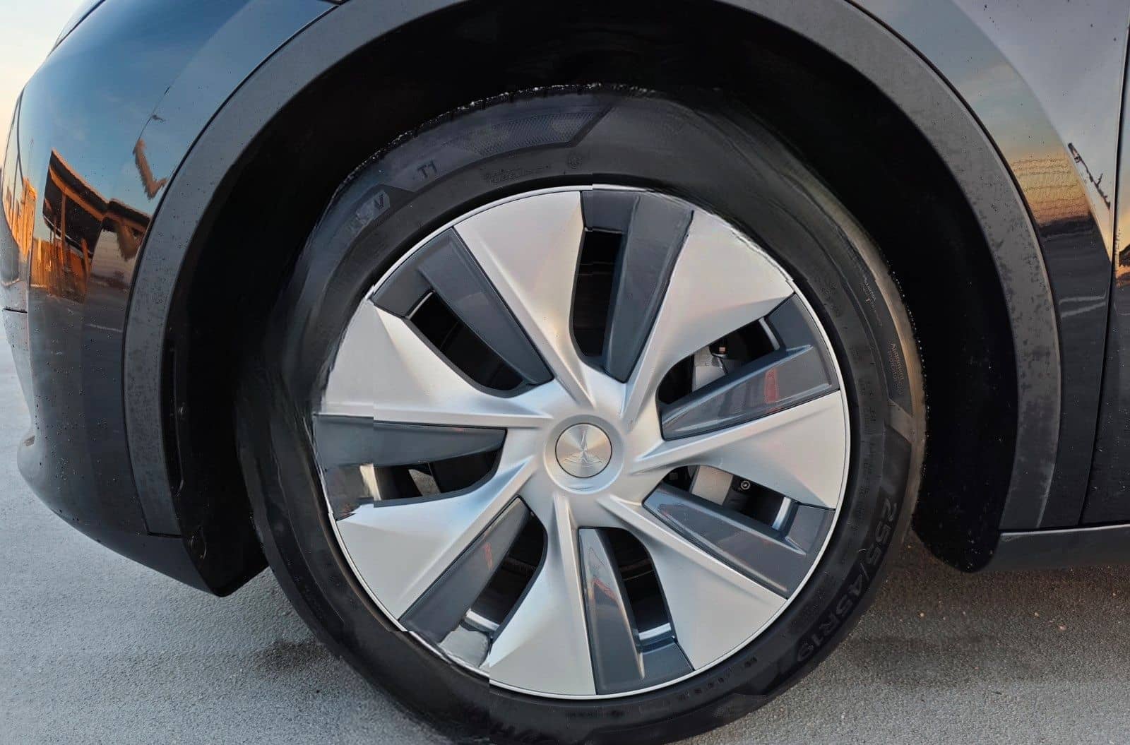 Tesla Model Y SR RWD Pano/ACC/Kamera/LED/19"/NETTO27`3 foto 10