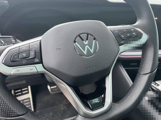 Volkswagen Touareg 3.0 TDI 210 kW 4Motion R-Line 2026 (Face foto 14