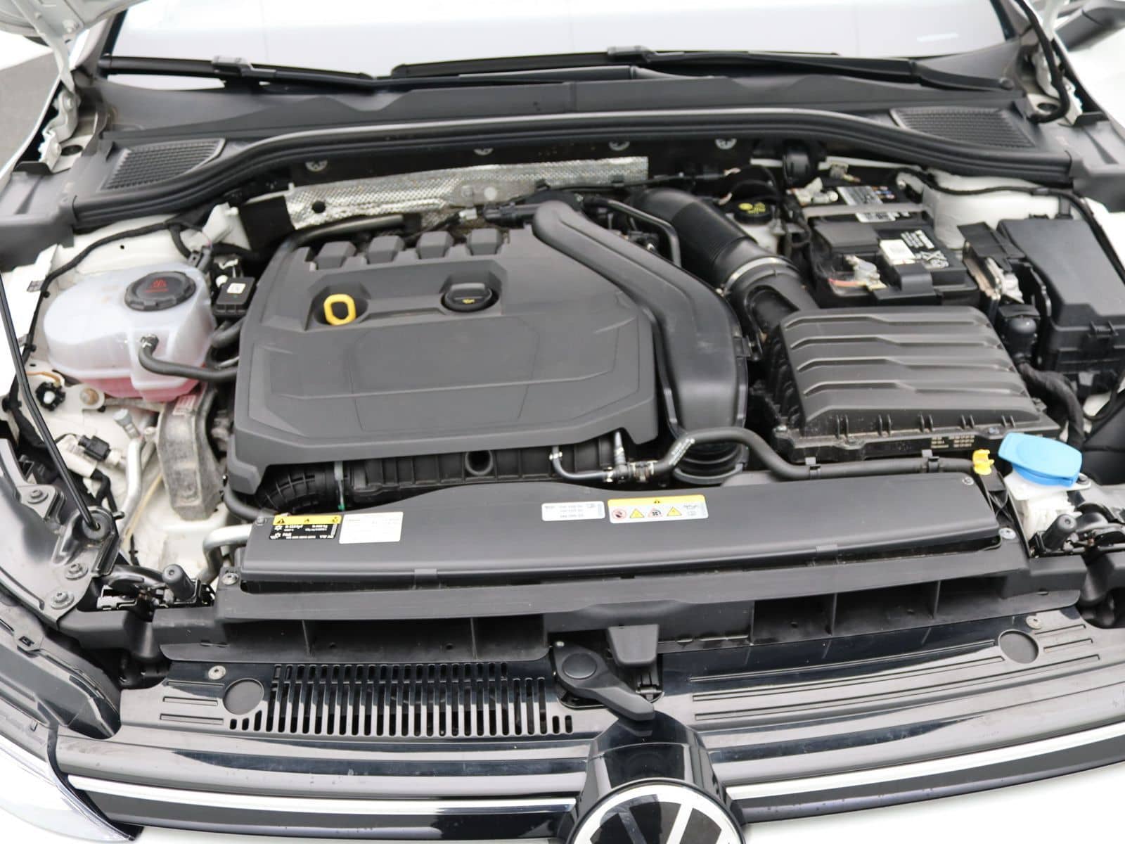 Volkswagen Golf VIII Active 1.5TSI / IQ.Drive, Standh, LED+ foto 19