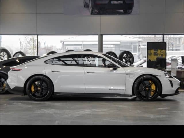 Porsche Taycan Turbo S*PRIVACY*LED-MATRIX*AMBIENTE* foto 8