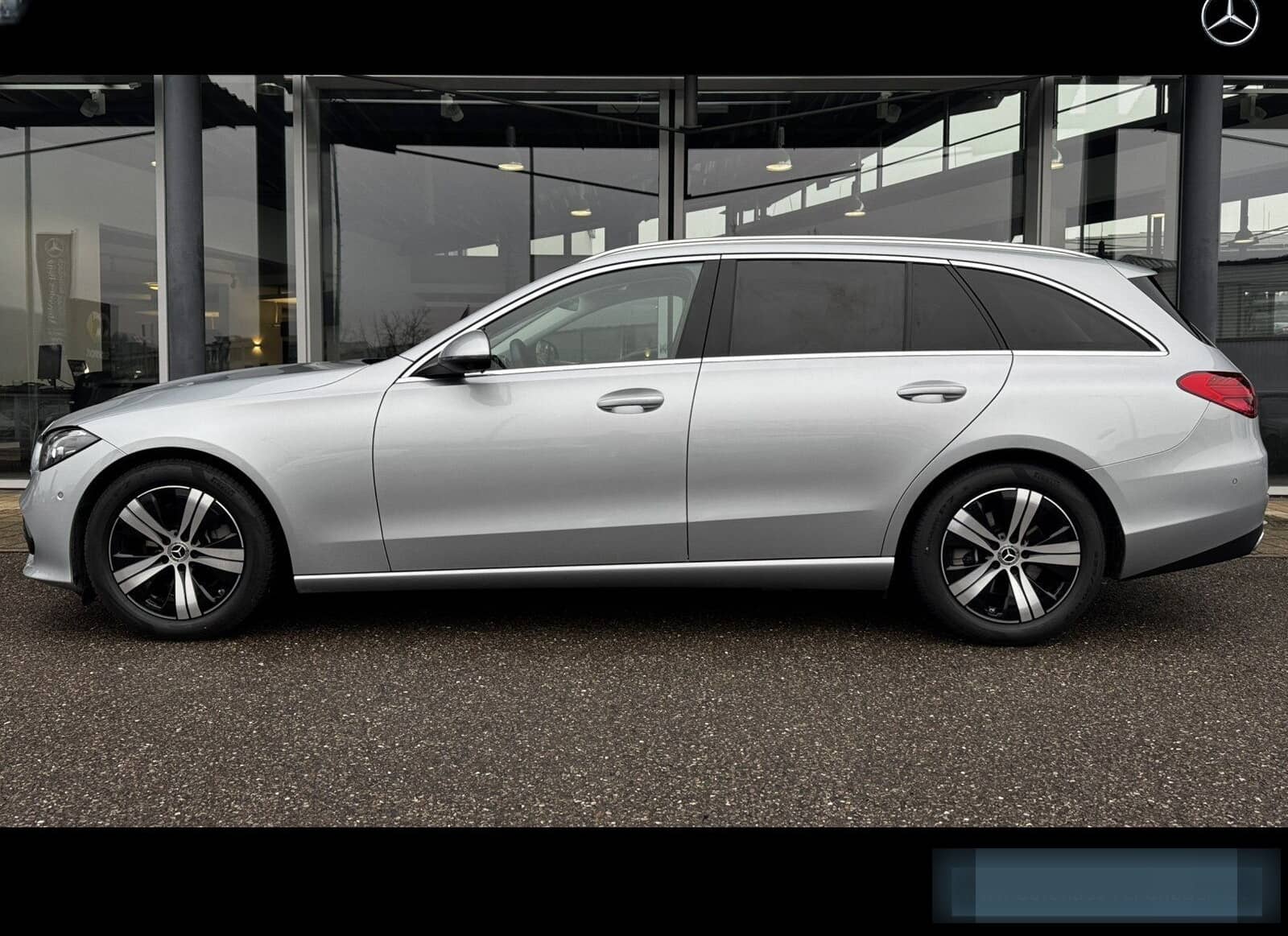 Mercedes-Benz C220dT AVANTGARDE+DISTR+LED 360+EASYPA+AMBIENTEB foto 5