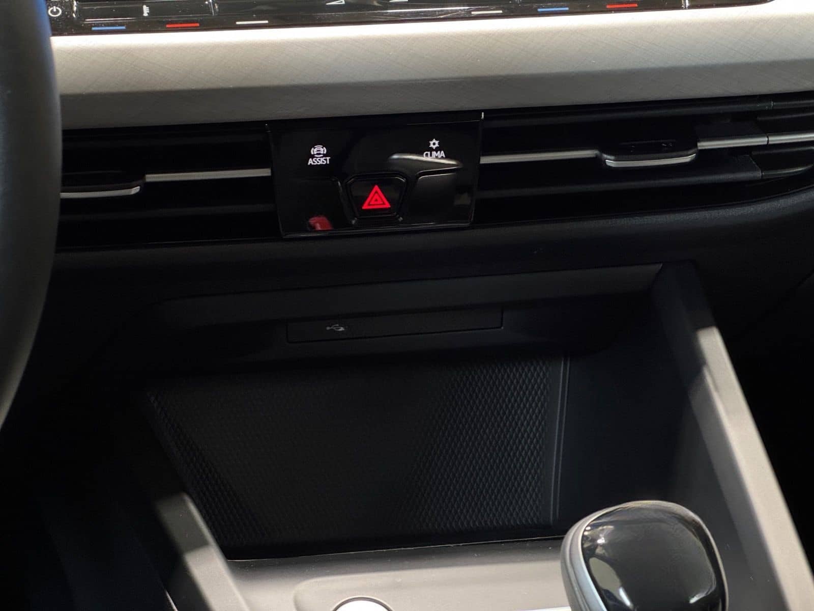 Volkswagen Golf Life 1.5 TSI | LED NAVI RÜKA ACC DAB PDC foto 12