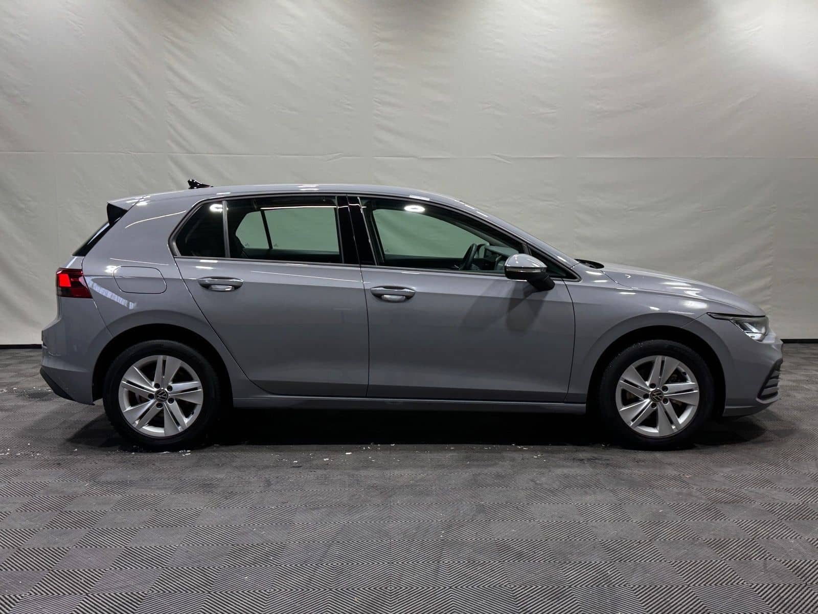 Volkswagen Golf Life 1.5 TSI | LED NAVI RÜKA ACC DAB PDC foto 17