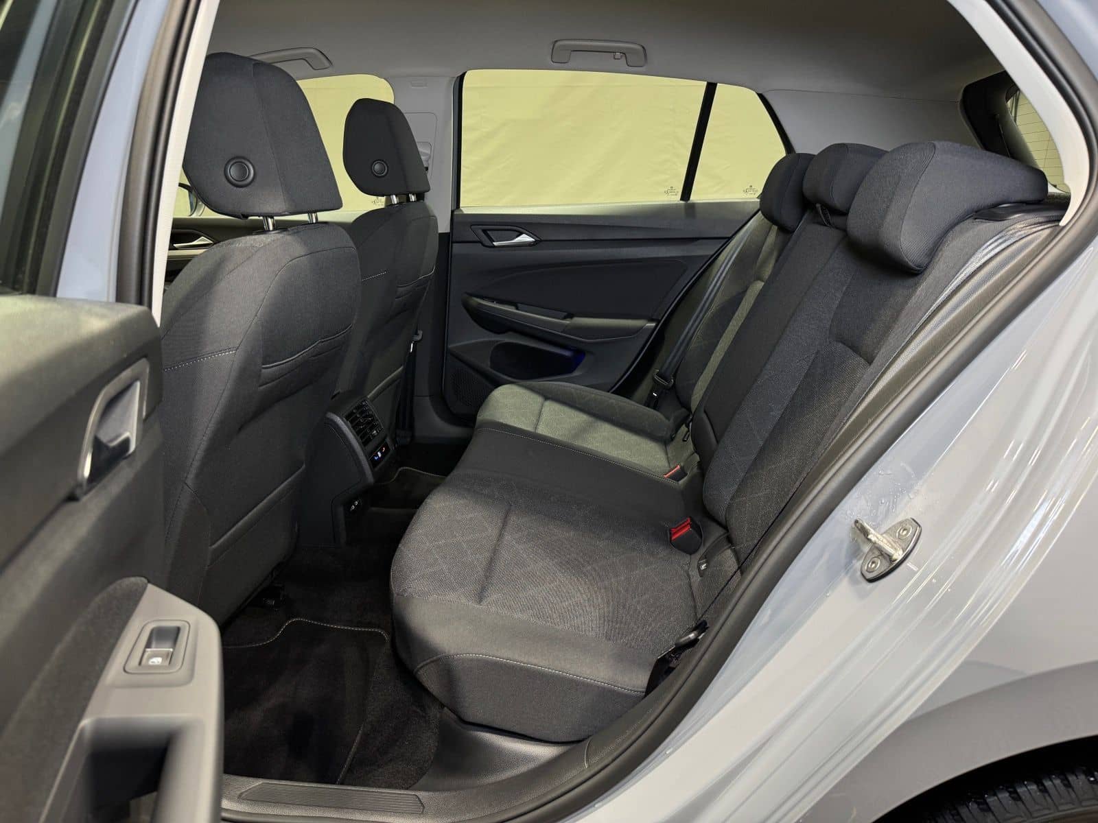 Volkswagen Golf Life 1.5 TSI | LED NAVI RÜKA ACC DAB PDC foto 21