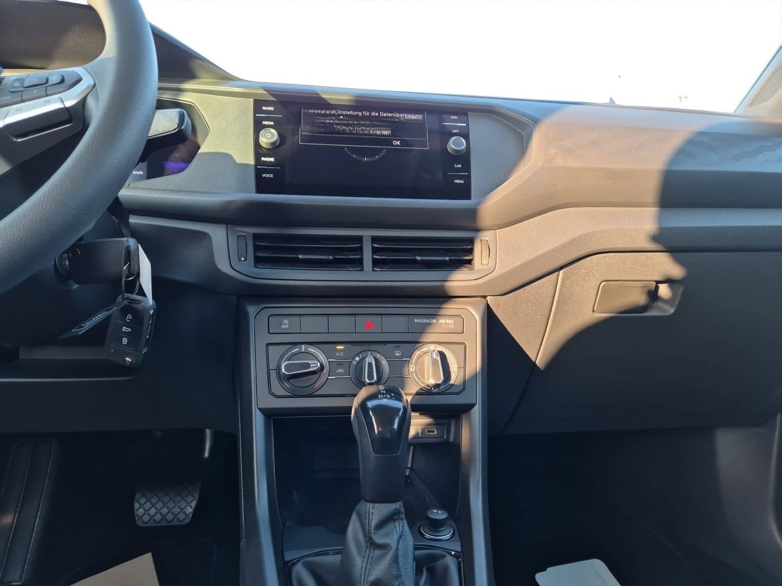 Volkswagen T- Cross 1.0 TSI DSG Navi Klima Isofix 1-Hand foto 7