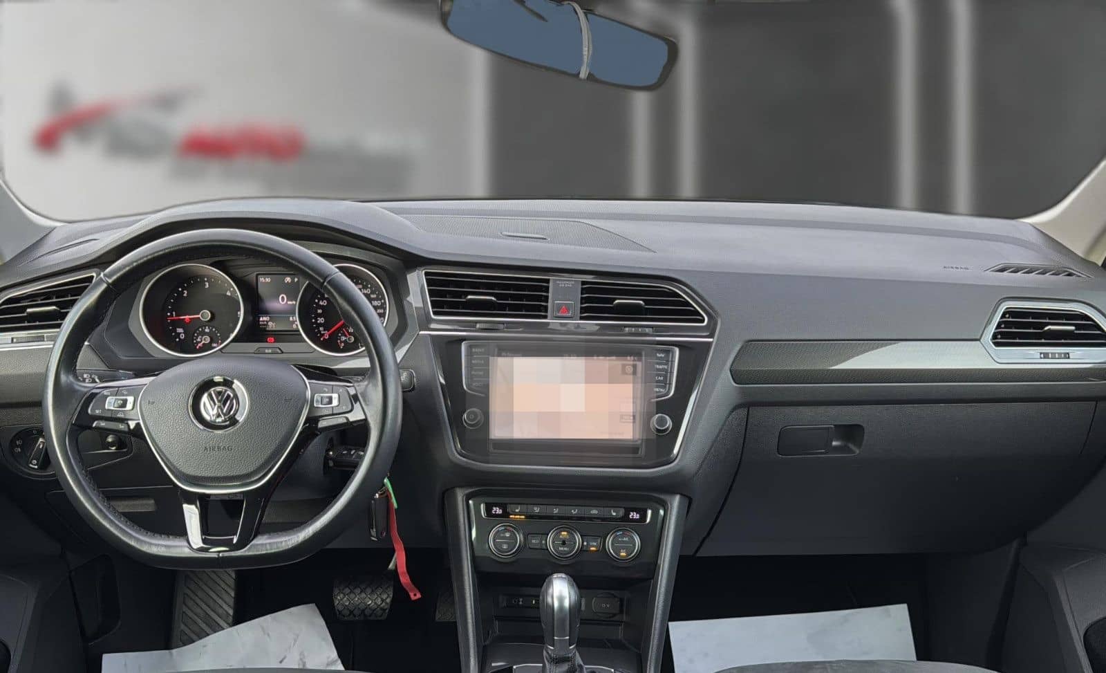 Volkswagen Tiguan Highline 4Motion+LED+HUD+AHK+ACC+1.HAND foto 11