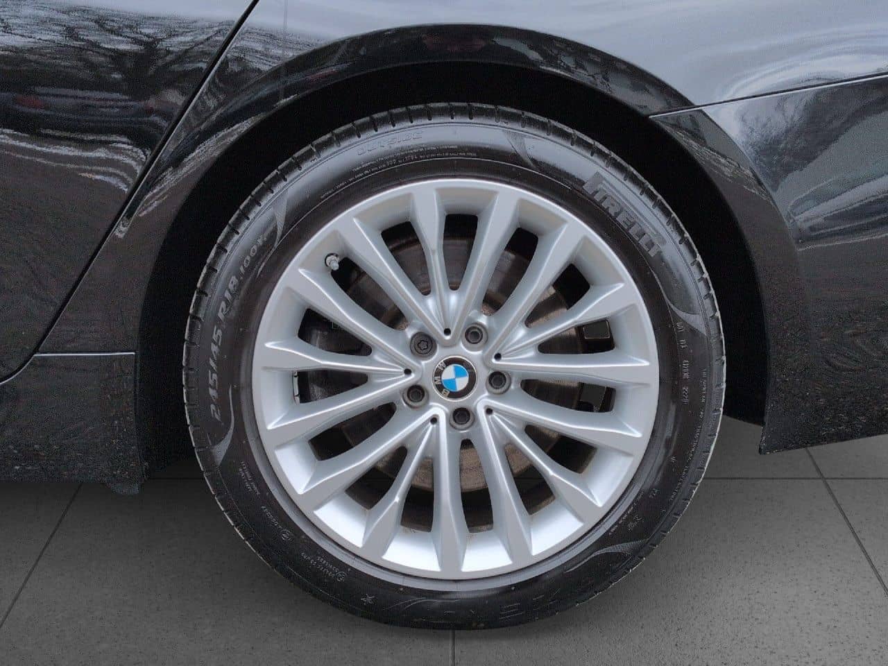 BMW 540d xDr T Luxury KomSi,StHz,Laser,H/K,HUD,St+Go foto 17